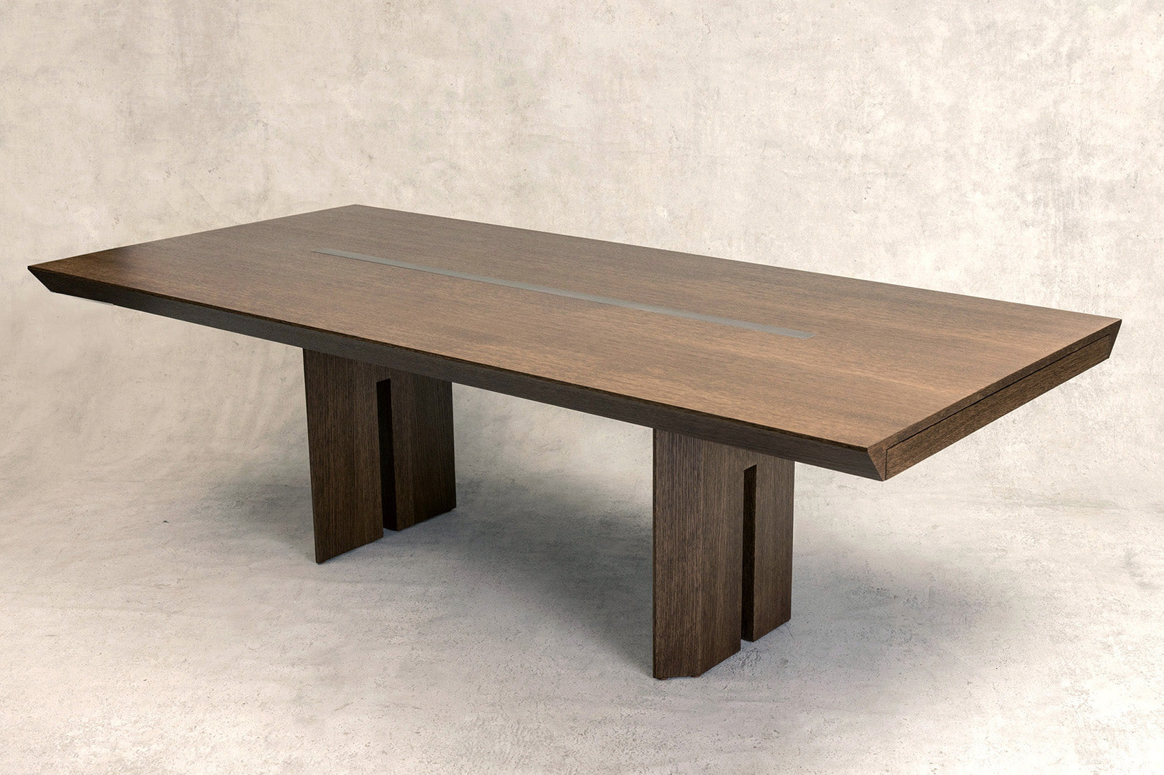 QS Salvatore Dining Table