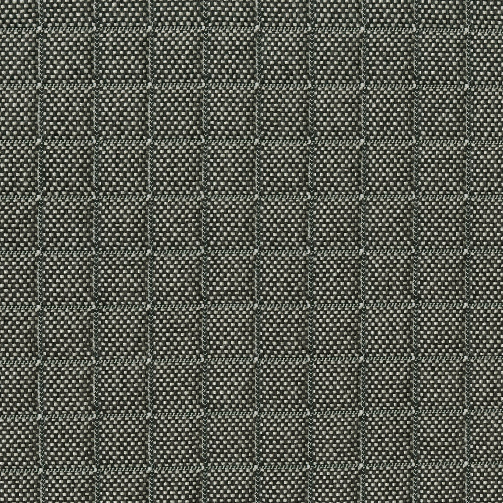 4354-15 Plot - Black Tux