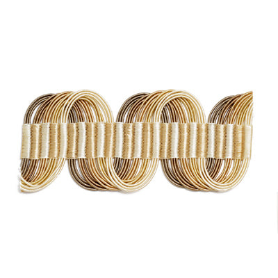Undulating Border-