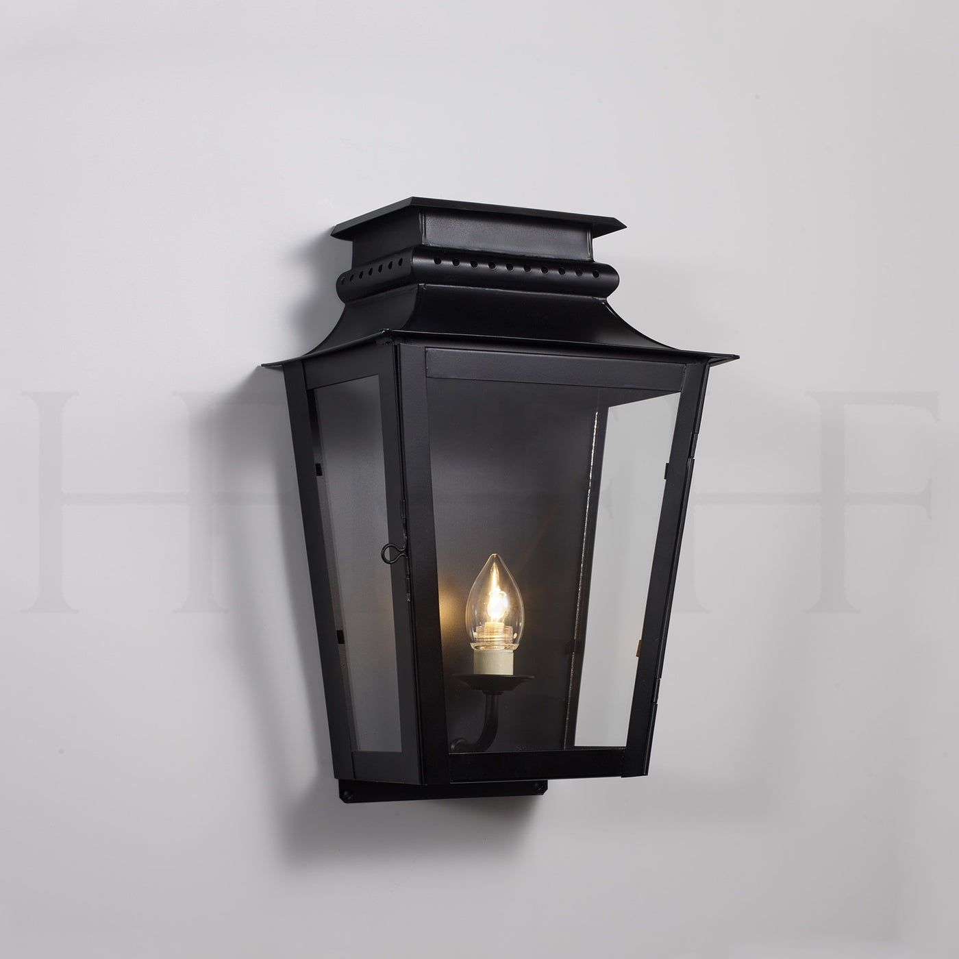 Zeus Wall Lantern-Medium