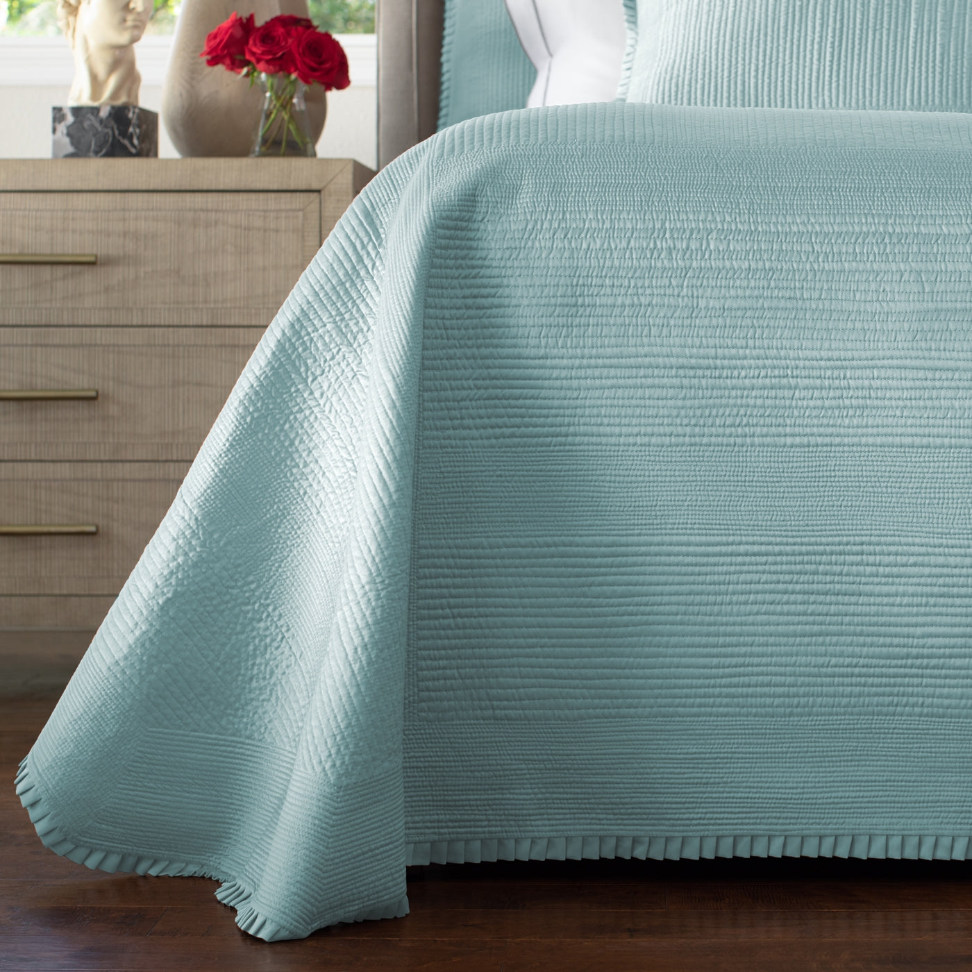 Battersea Queen Bedspread / Sea Foam S&amp;S 106X106